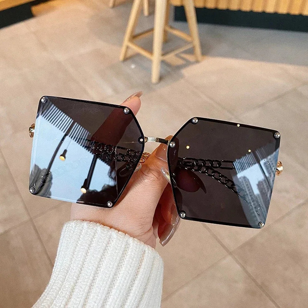 Oversize Chic Sunglasses